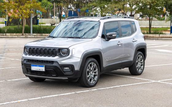 JEEP RENEGADE 1.3 T270 TURBO FLEX LONGITUDE AT6